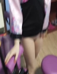 91粉粉系列第5部 很骚的小妮子在情趣酒店玩了很多道具被内射