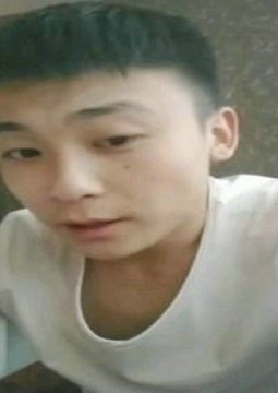 重磅福利-小鲜肉男主播酒店直播时网友要求他当着老婆面操双胞胎小姨子,为了刷礼物和老婆一起把小姨子操了!