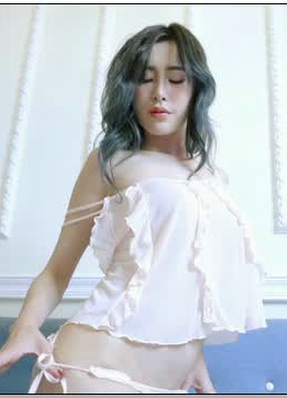 女王艾比!想脱又不脱的姿态最性感