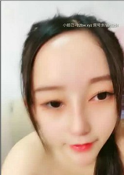 小热巴红唇双女69互舔 自摸舌吻舔逼震动棒插入