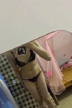 【王泽荣耀CP】网瘾少女边玩王泽荣耀边被CP爆操内射视频流出!