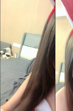 圣诞麋鹿装 日入过万【泡泡咕】 极品小仙女 超嗲娃娃音 大哥们纷纷打赏 粉嫩诱惑 这胴体谁扛得住