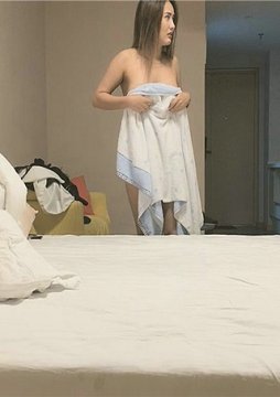 今夜3000约操极品空姐,大屌猛男花式啪啪,蹂躏得女神香汗淋漓娇喘不止,激情四射撸管必备