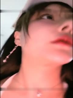 长相精致极品翘臀美女『唐泽雪』私密福利秀身材 扣弄自己的小骚穴浪叫好痒啊哥哥快来