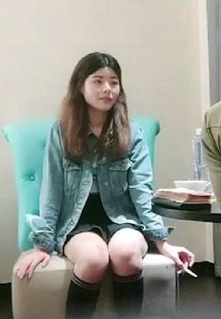 一炮干得小嫩妹怀疑人生 第二场扒光高频抽插继续 娇喘高潮爽爆
