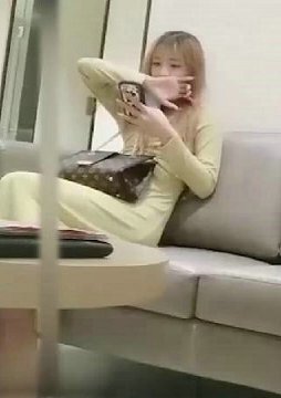 沈先森探花深夜场长相清纯JK装短裙妹子精彩大战 洗完澡穿上格子内衣肥逼抹上润滑油..