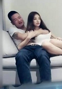 秦总探花代班小哥约啪白裙女神波浪卷发妩媚迷人明星级颜值眼泛秋波双腿正对镜头白色内.