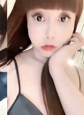 江苏小妖Ts善美--勾搭大三小哥哥,小哥哥也不顾是妖是仙,看见美就往上冲,插死骚货的菊花!