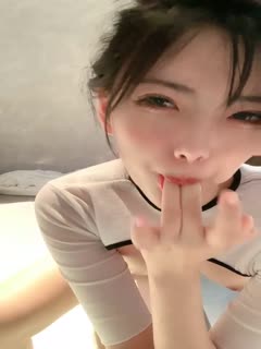 网红女神来袭!浴缸湿身极度诱惑