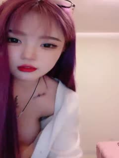 七彩主播 牡丹花 :极品紫发女神,大尺寸度来了,粉嫩的很啊,超多露逼高清镜头,切勿错过!!