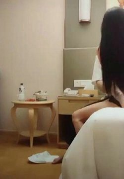 【哥现在只是个传说】美腿爆乳极品外围开档黑丝太骚了69互舔骑乘位爆操骚逼