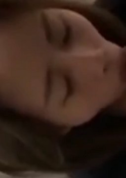 山东少妇瓜子脸美女酒店口交吞精实拍,表情很骚