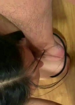 喂女奴喝我的尿给我狂舔鸡巴后又狠狠地调教