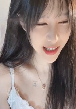 【MiSSLee01】 超美女神~口吐酸奶~人气粉丝最高挑逗魅惑刺激!
