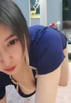 丰乳肥臀极品尤物!颜值骚御姐!说话嗲嗲扭腰摆臀,乳交跳蛋撩起短裙,肥唇骚穴掰开特写