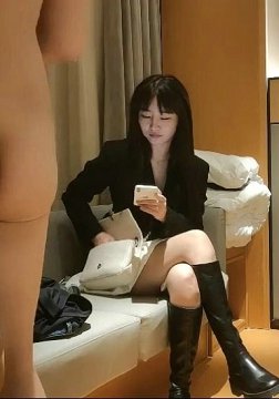 小伙一夜两炮,俏丽美娇娘,眉目含情服侍周到,直捣水帘洞销魂的叫床声响起来