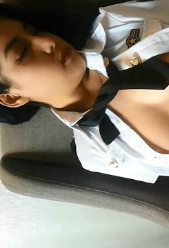 用手调教女友,怎幺好的B怎幺舍得用手