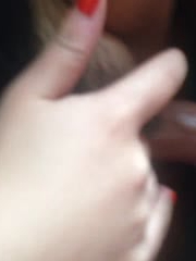 淫荡表妹臣服在我的弯屌胯下 大一骚表妹人骚逼紧 安全期无套直插淫水流 交合抽插特写 高清1080P原版无水印