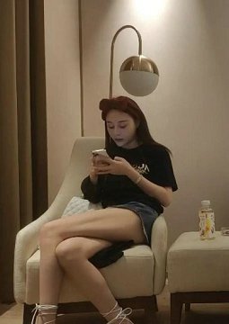 黑丝大长腿苗条小姐姐,约个纹身社会人
