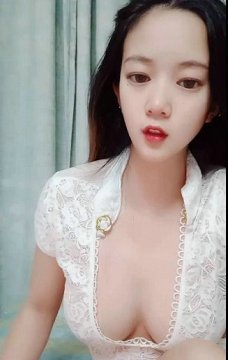 高颜值诱人的极品小宝贝,露脸精彩大秀,美胸美臀性感撩人,各种风骚动作刺激狼友,表情销魂揉奶玩逼,道具抽插呻吟可射好