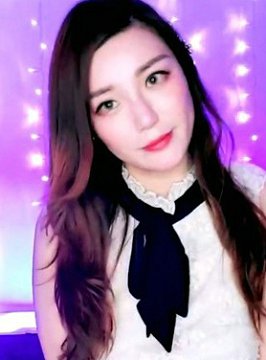 【杏吧】妮蔻-当主播直播后忘记关闭相机时