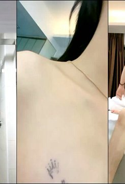 9分颜值极品美女!细腰美腿尤物!帅哥炮友酒店操逼,69互舔吃大屌,抱起来狂插,抱着美臀上下抽动