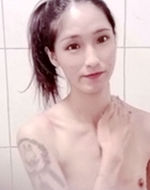 小秘书芮芮又被老闆叫去加班 但不是要改文案吗?怎麽一到老闆家就被狂插逼逼