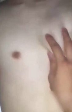 女儿初三毕业!和同学聚会喝醉!爸爸看妈妈不在家!居然对女儿做了不可描述的事!