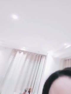 语文老师思瑶_人间尤物炮架子,后入蜜桃臀大屁股卖力口交