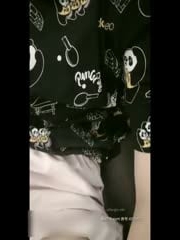 还在考研的真实学生妹还有一大堆作业要做准备考研被哥们拉到一边就干