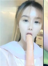 高颜值妹子私人玩物七七情趣装网袜口交震动JJ抽插自慰呻吟娇喘非常诱人