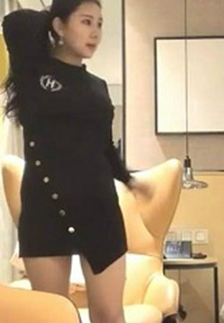【国产乱伦】海角社区姐夫在房间打王者,看到姐姐没穿内裤,直接强上内射全程露脸
