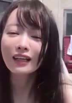 韩国家庭监控视频曝光,有逼不操打飞机