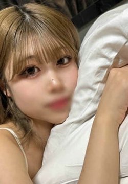 FC2PPV-4625421 白皙美腿D罩杯纤细身材